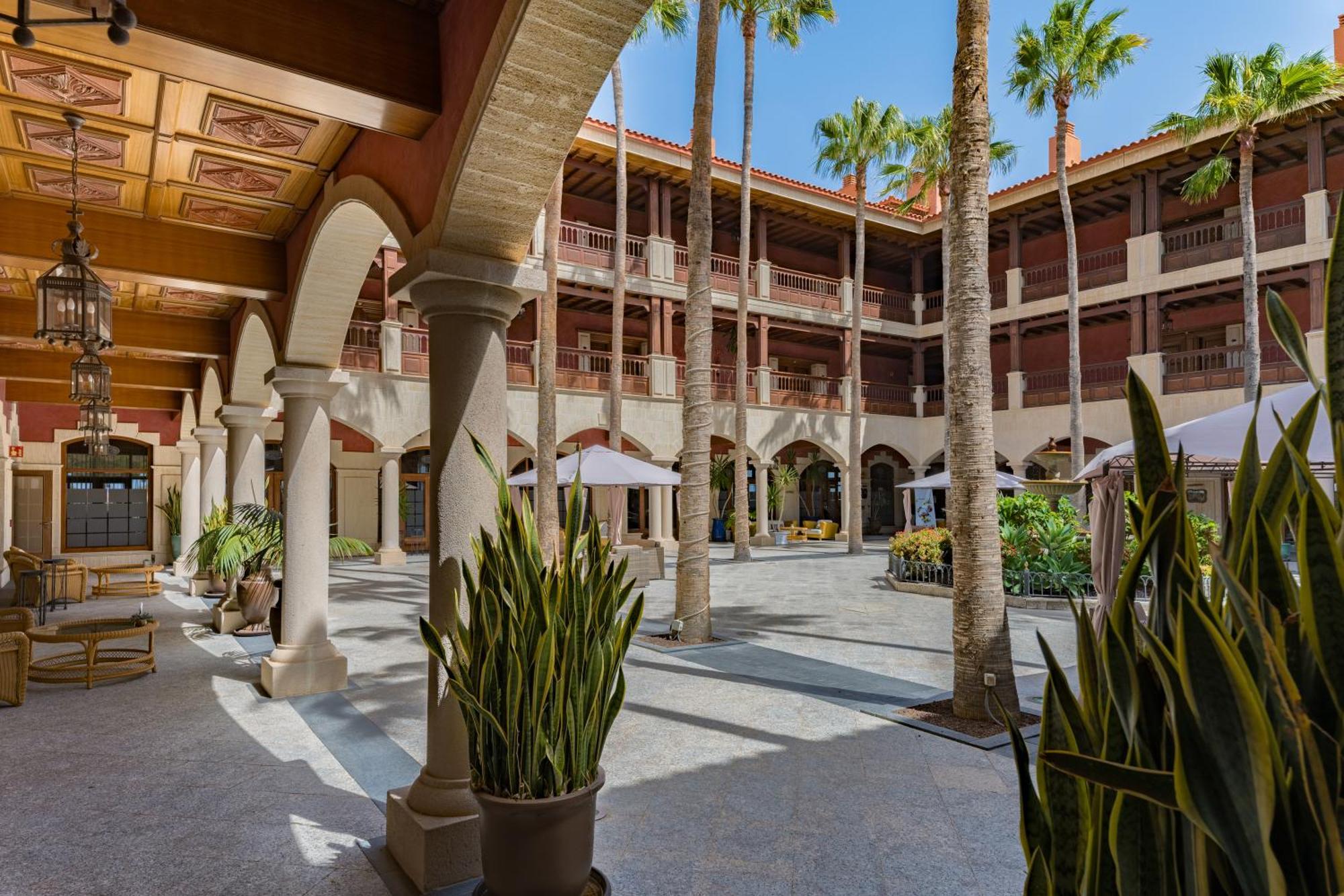 Elba Palace Golf Boutique Hotel - Adults Only Caleta De Fuste Exterior photo